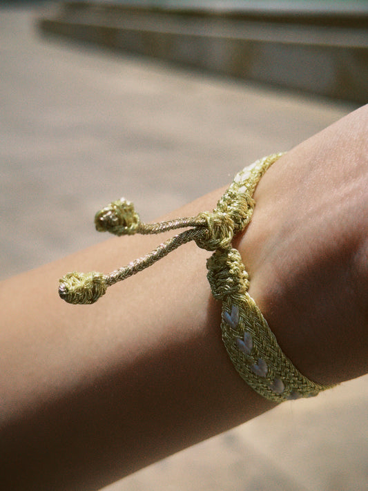 Orina – Sfifa Dorée & Soie Blanche