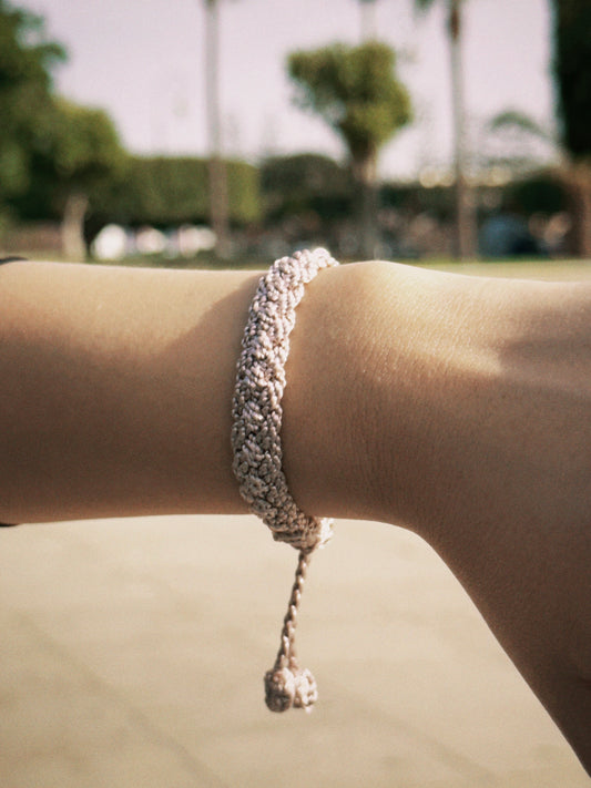 Bracelet Mayssa – Soie Beige Rosé