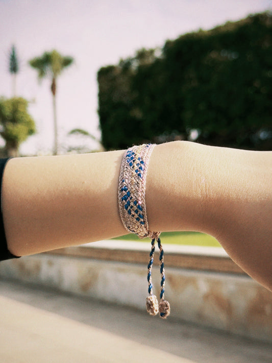 Bracelet Rimal – Sable & Bleu Profond